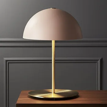 Скандинавска креативна хол декоративна настолна лампа проста личност нощно шкафче спалня, кабинет дизайнерски модел стая настолна лампа